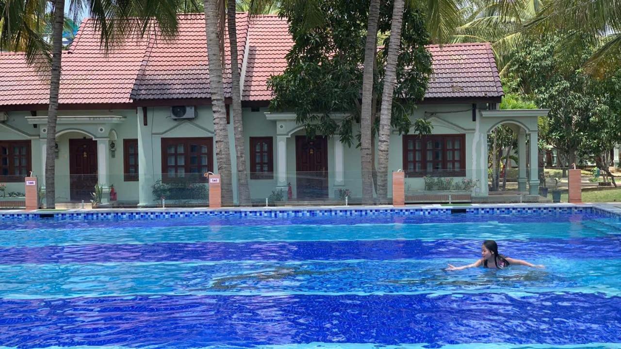 Gold Rooster Resort Phan Rang Exterior foto