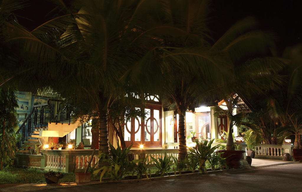 Gold Rooster Resort Phan Rang Exterior foto